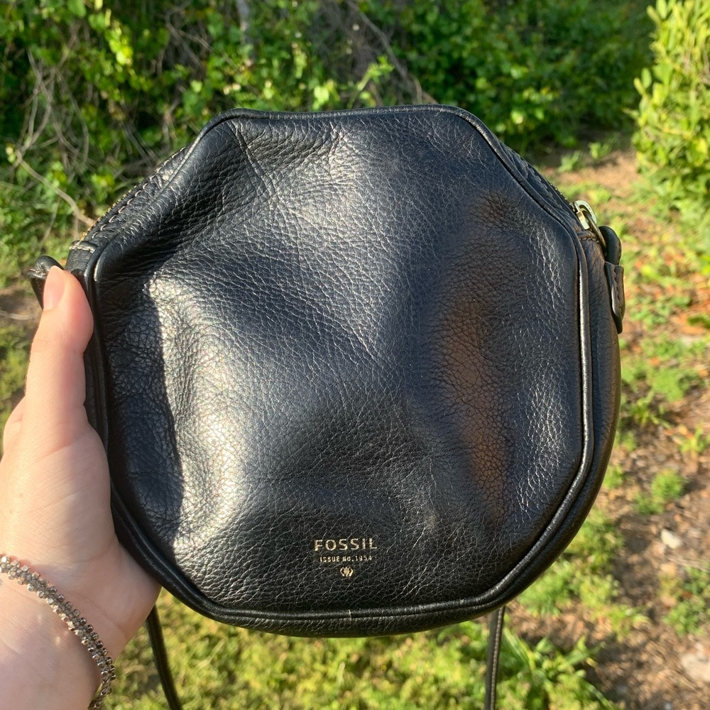 Fossil Black Leather Octagon Crossbody Bag